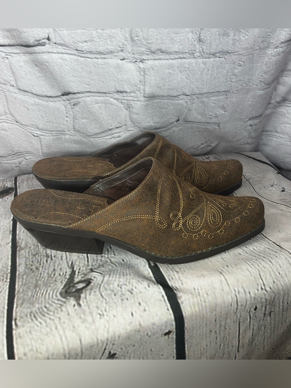 Vtg y2k Mudd Whimsigoth Westerncore Cowgirl Brown Block Heel Boho Chic Mules 10